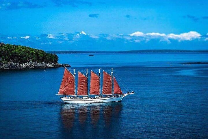 1.5 to 2-Hr Windjammer Sailing Trip in Maine w/ Licensed Captain - Photo 1 of 12
